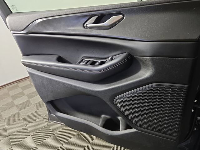 Used 2023 Jeep Grand Cherokee Laredo w/ Luxury Tech Group I image 28