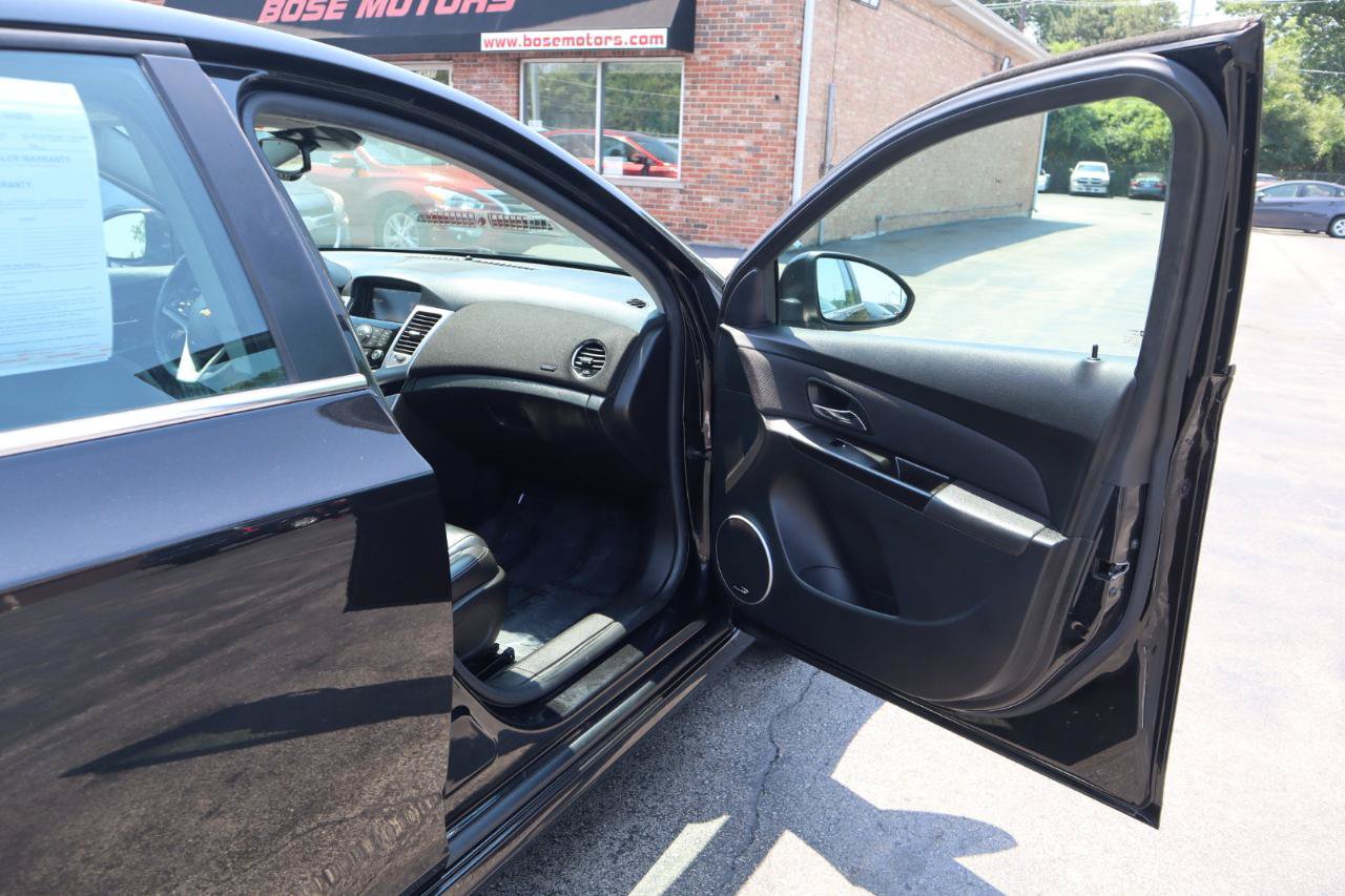 Used 2014 Chevrolet Cruze LTZ w/ Sun, Sound and Sport Package FWD image 10