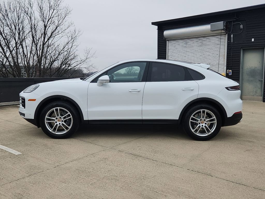 New 2026 Porsche Cayenne Coupe image 2