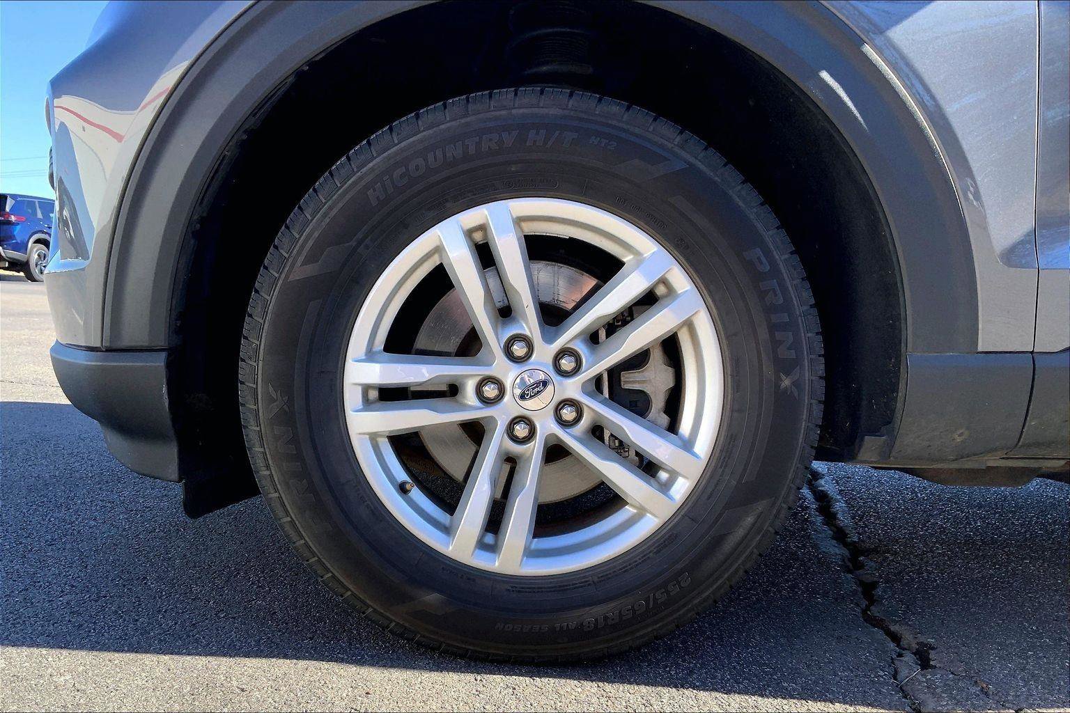 Used 2022 Ford Explorer XLT image 8