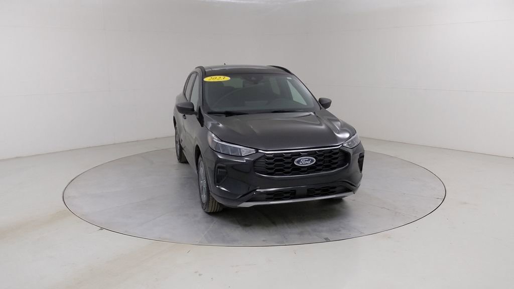 Certified 2023 Ford Escape ST-Line w/ Tech Pack #1 image 10