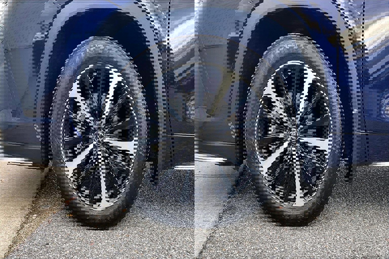 Used 2022 Toyota Highlander XSE image 11