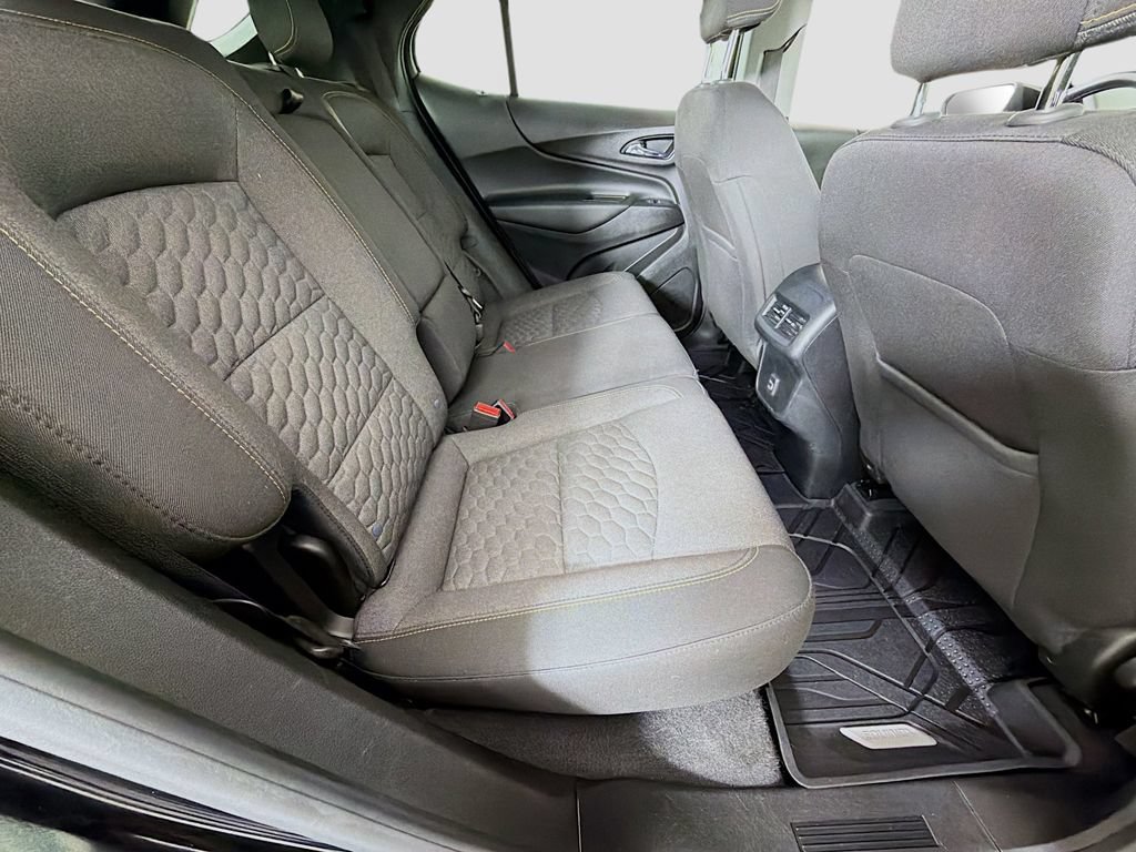 Used 2020 Chevrolet Equinox LT w/ Driver Convenience Package FWD image 24