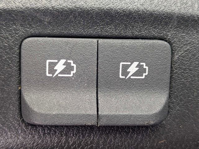 Used 2024 Nissan Kicks S FWD image 14
