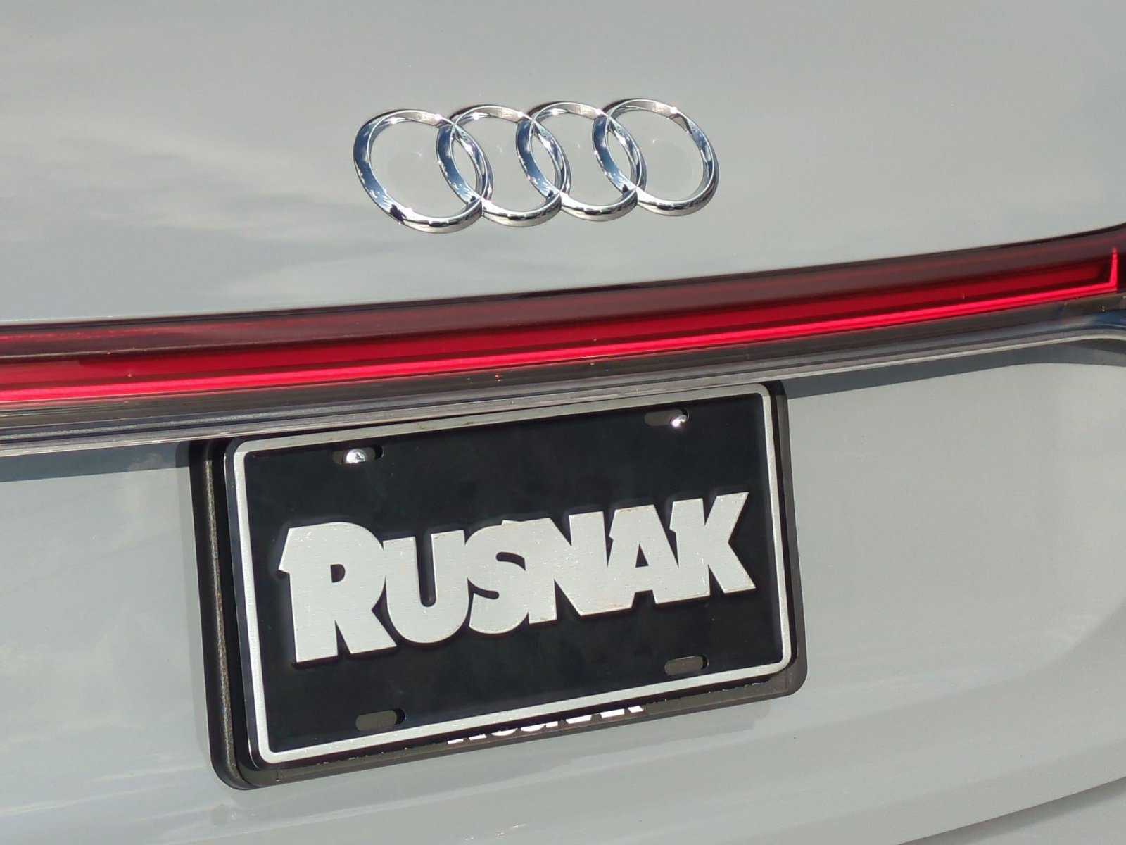 Used 2023 Audi Q4 e-tron Prestige AWD/4WD image 19
