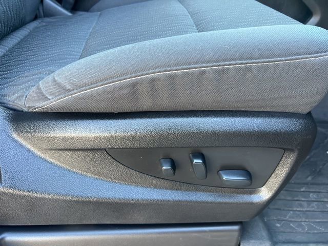 Used 2018 Chevrolet Tahoe LS AWD/4WD image 12