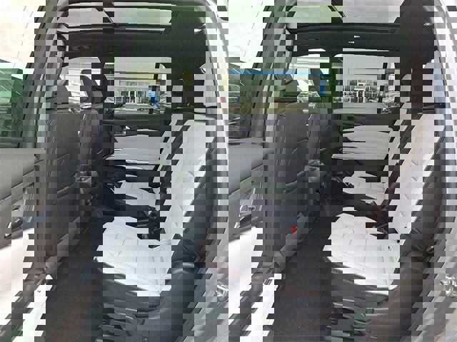 New 2026 Chevrolet Traverse High Country w/ LPO, Floor Liner Package image 8