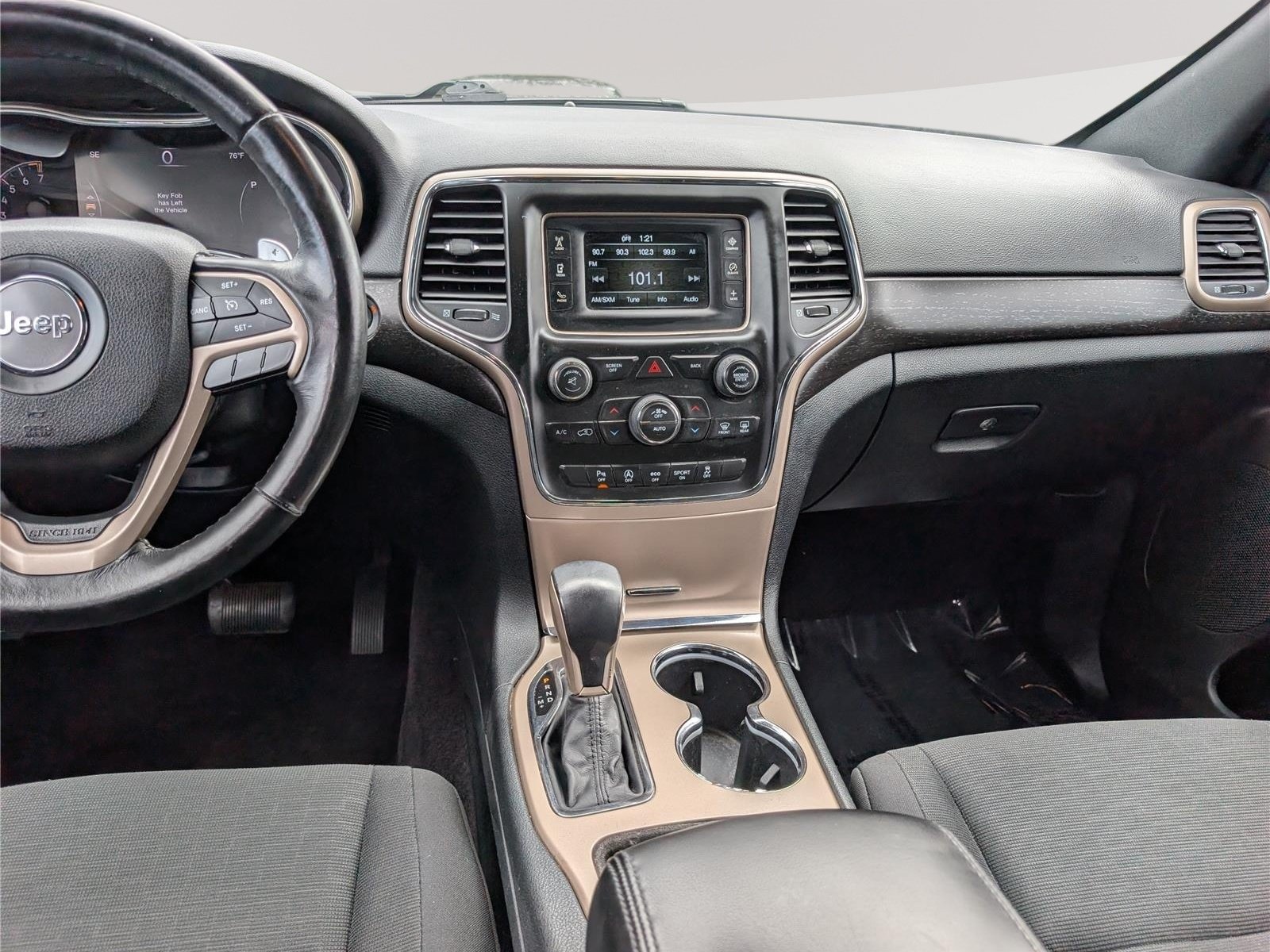 Used 2016 Jeep Grand Cherokee Laredo w/ Quick Order Package 23E AWD/4WD image 18