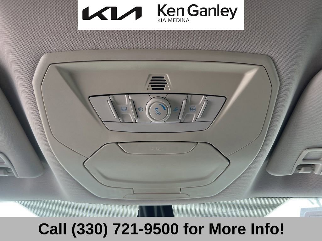 Used 2013 Ford Escape Titanium w/ Parking Technology Pkg image 39