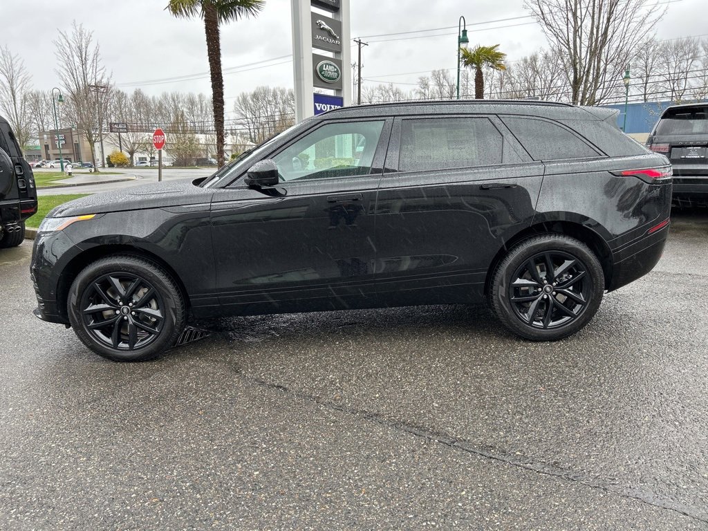 New 2026 Land Rover Range Rover Velar Dynamic SE image 2