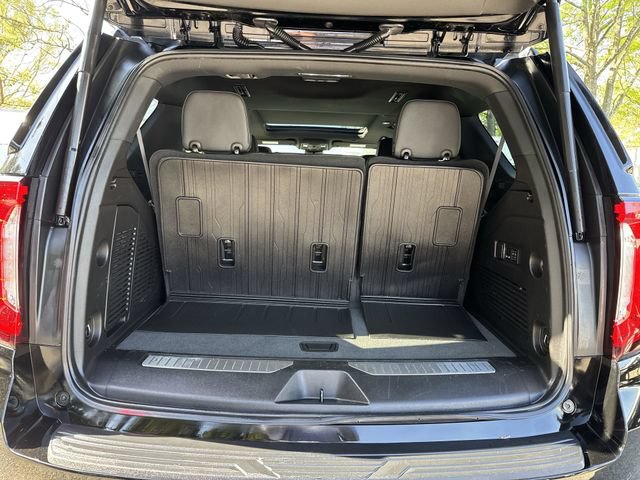 Used 2023 GMC Yukon AT4 w/ AT4 Premium Plus Package AWD/4WD image 16