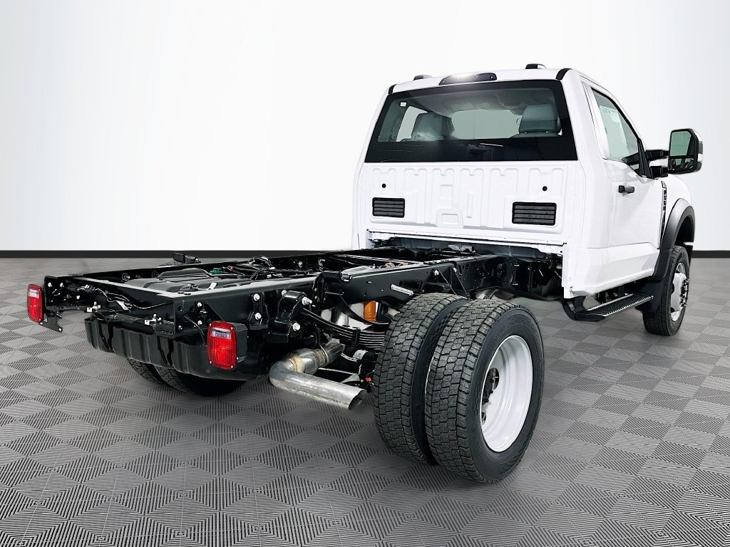 New 2026 Ford F550 4x4 Regular Cab Super Duty image 6