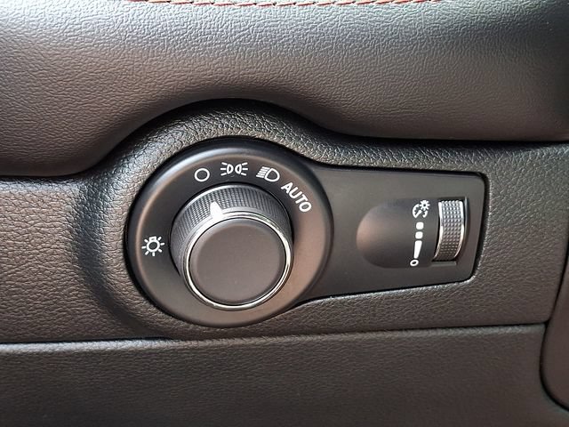 Used 2025 Dodge Durango GT AWD/4WD image 22
