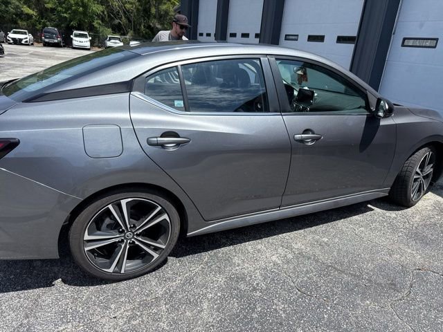 Used 2023 Nissan Sentra SR w/ Trunk Package FWD image 9