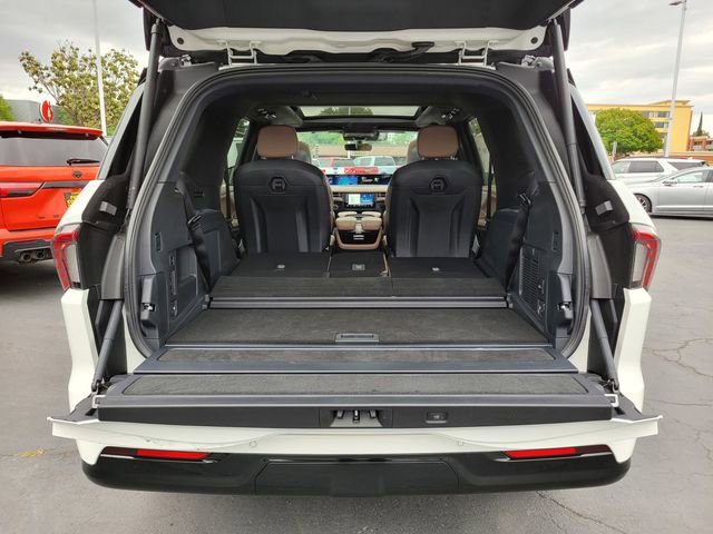 New 2026 Lincoln Navigator Black Label AWD/4WD image 17