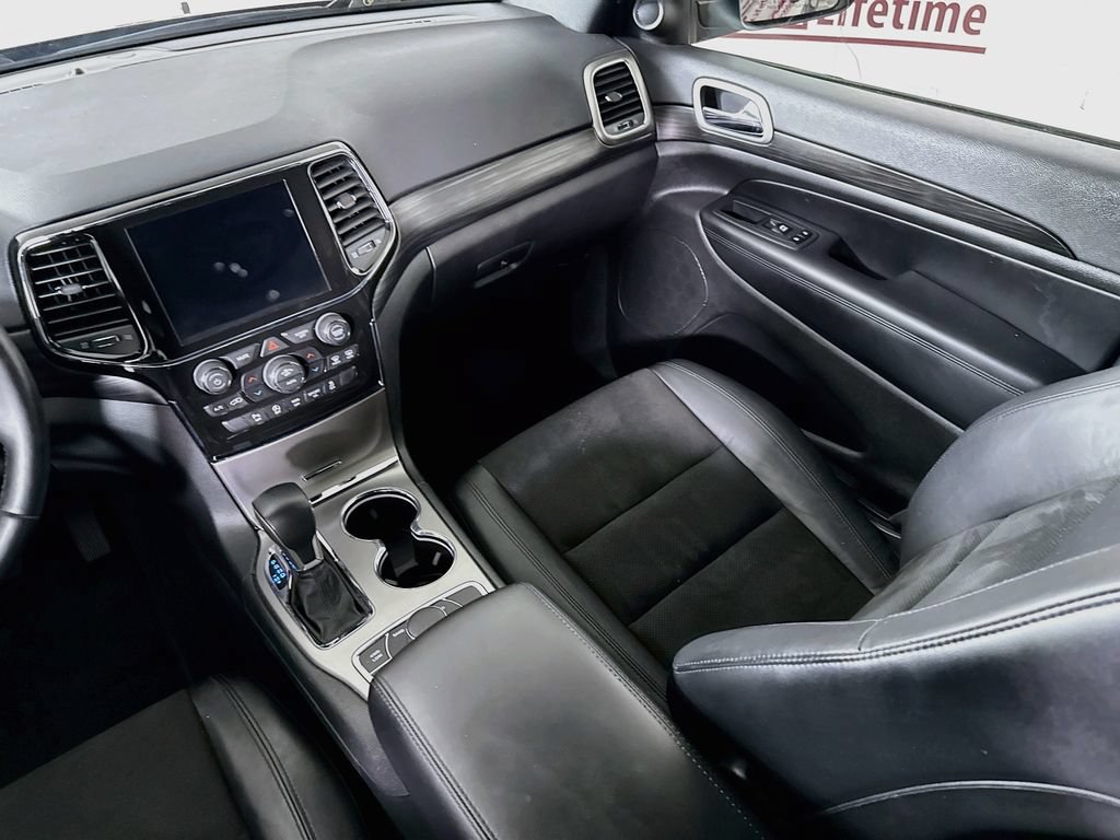 Used 2022 Jeep Grand Cherokee Laredo X AWD/4WD image 27