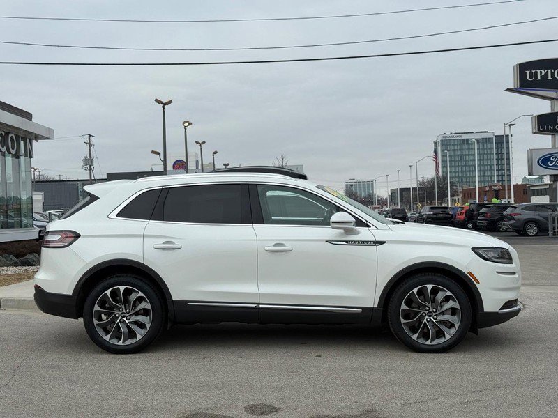 Certified 2023 Lincoln Nautilus Reserve image 2