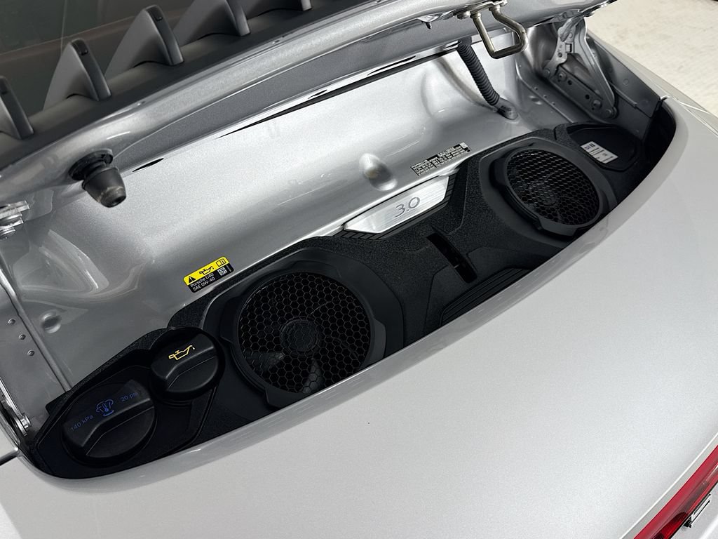 Certified 2024 Porsche 911 Carrera RWD image 27