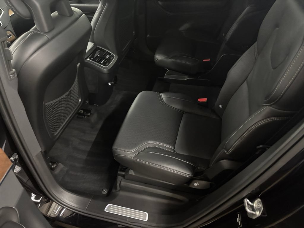 Used 2020 Volvo XC90 T6 Inscription w/ Protection Package Premier AWD/4WD image 14