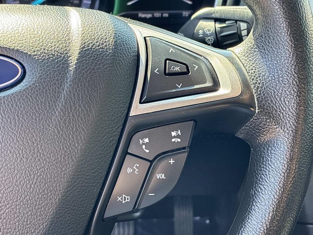 Used 2020 Ford Fusion SE FWD image 33