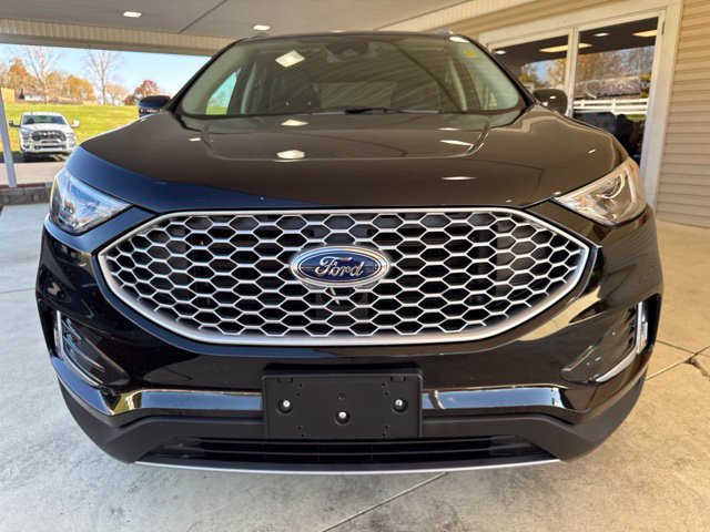 Used 2024 Ford Edge SEL w/ Convenience Package AWD/4WD image 6
