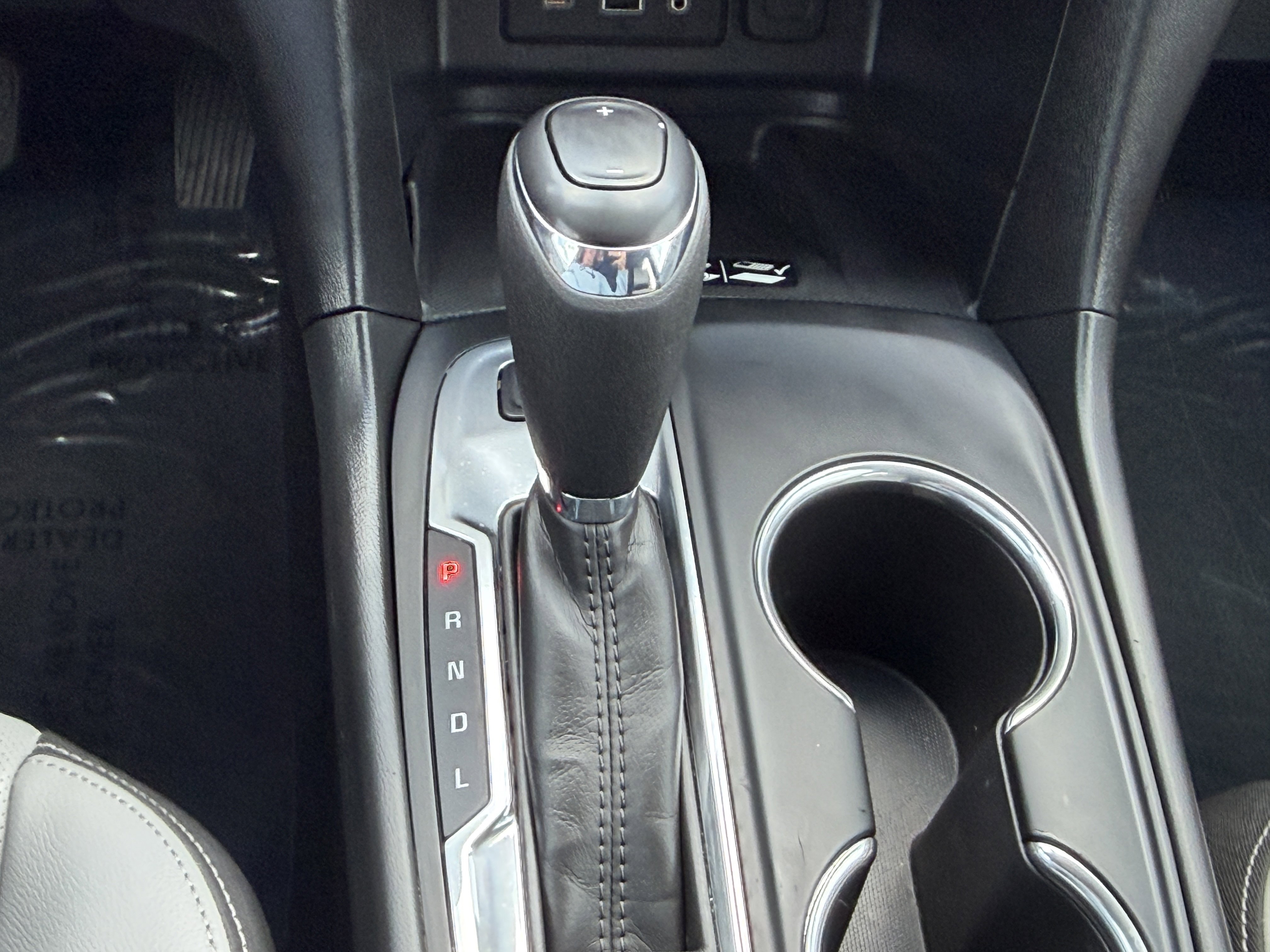 Used 2020 Chevrolet Equinox Premier image 26