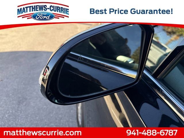 Used 2023 Hyundai Santa Fe SEL image 8