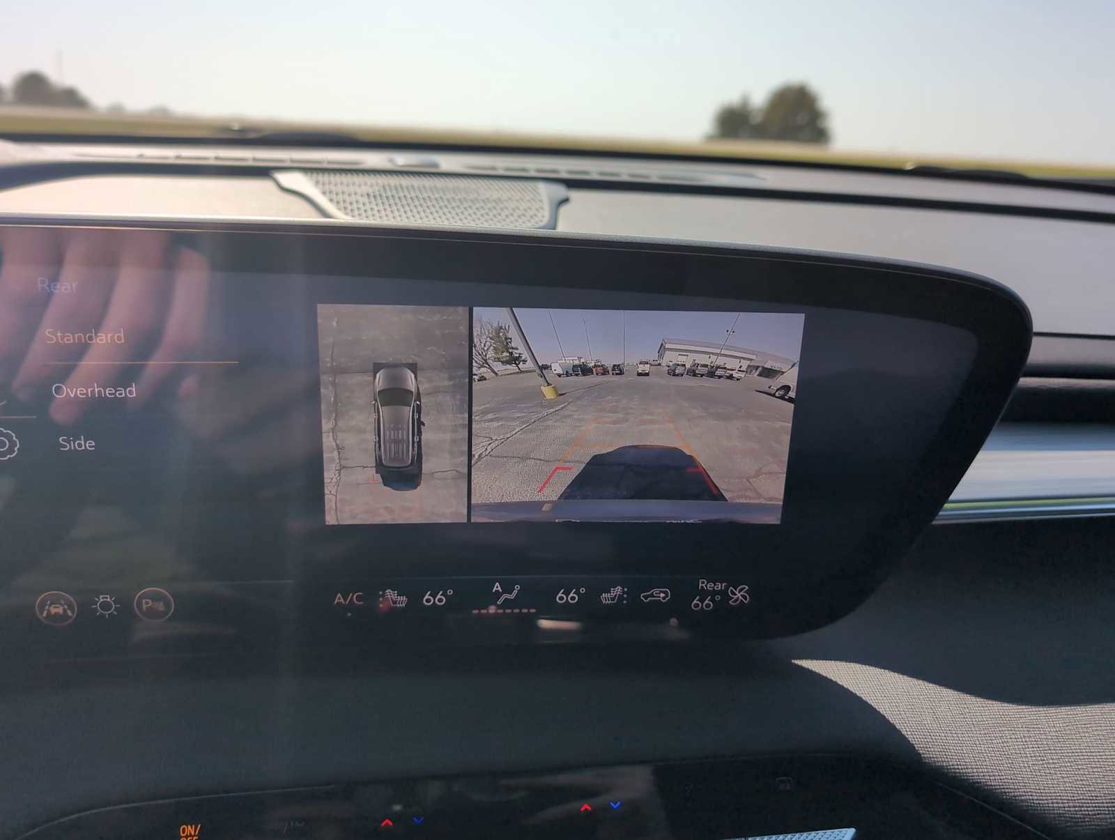 Used 2025 Buick Enclave Preferred image 15