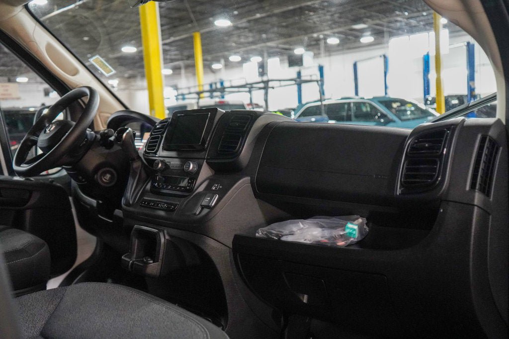 Used 2025 RAM ProMaster 3500 w/ Safety Group FWD image 13