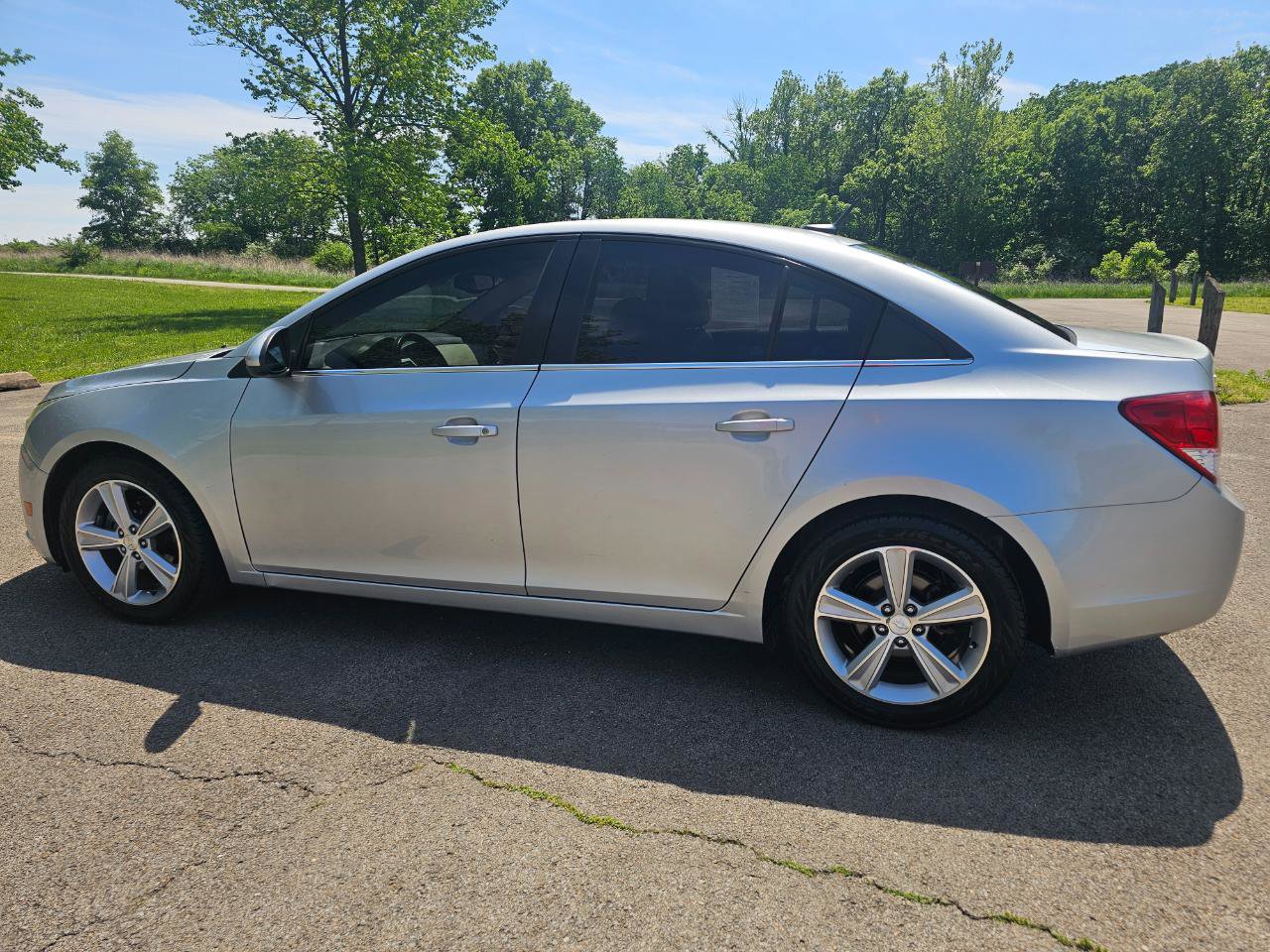 Used 2014 Chevrolet Cruze LT FWD image 9