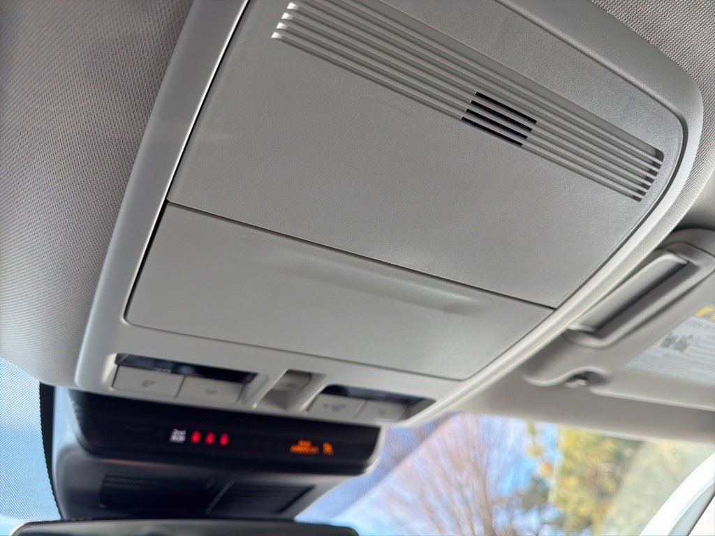 Used 2025 MAZDA CX-50 AWD 2.5 S w/ Premium Package image 25