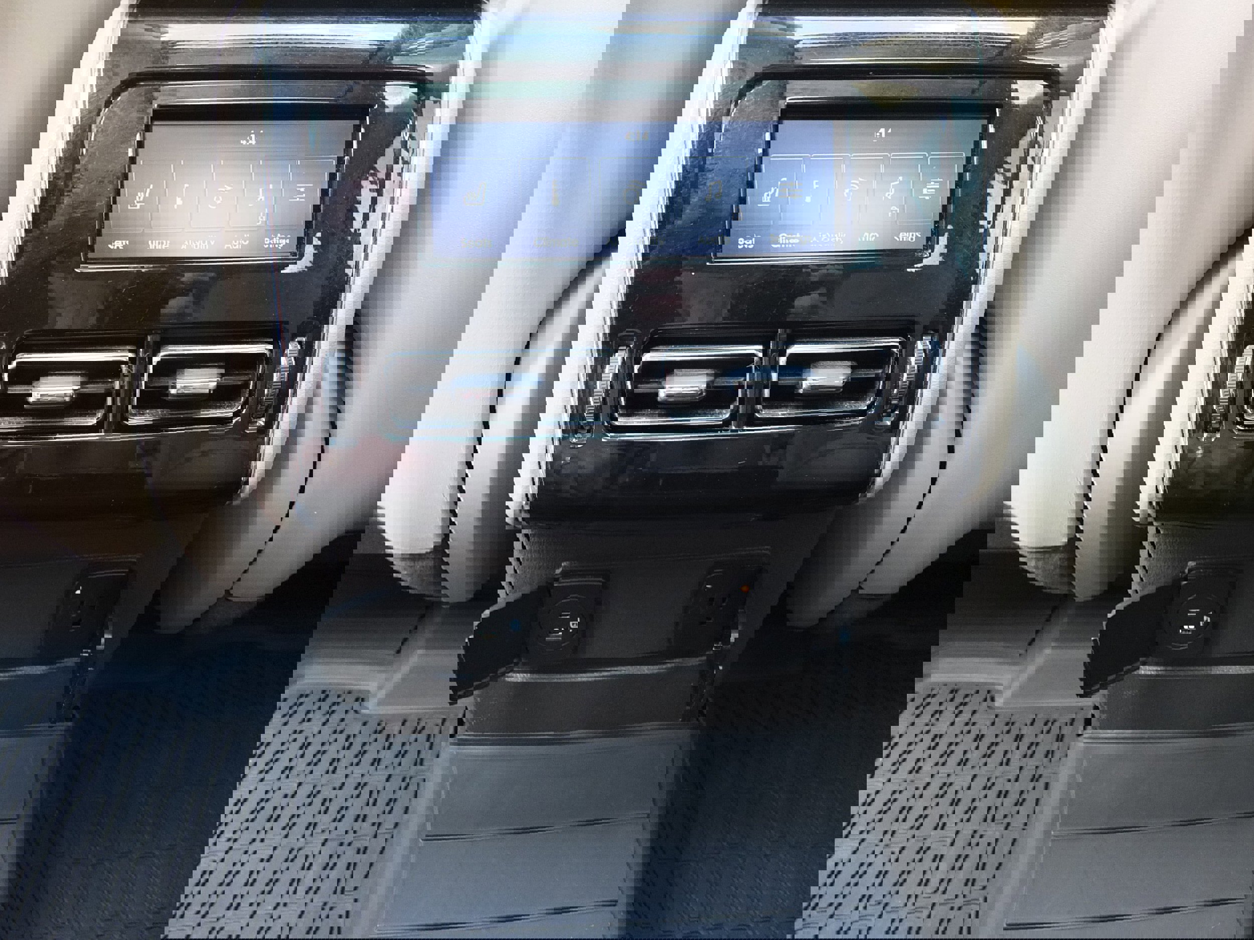 Used 2022 Lincoln Aviator Reserve w/ Equipment Group 201A image 21