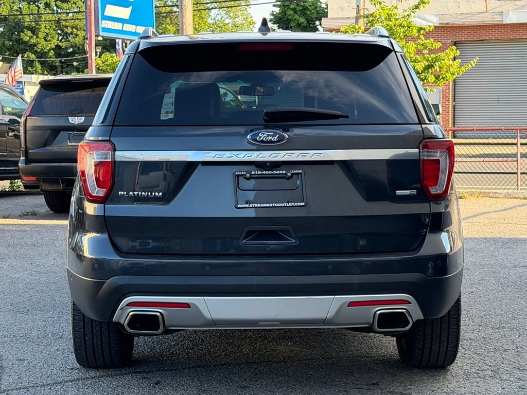 Used 2017 Ford Explorer Platinum AWD/4WD image 5
