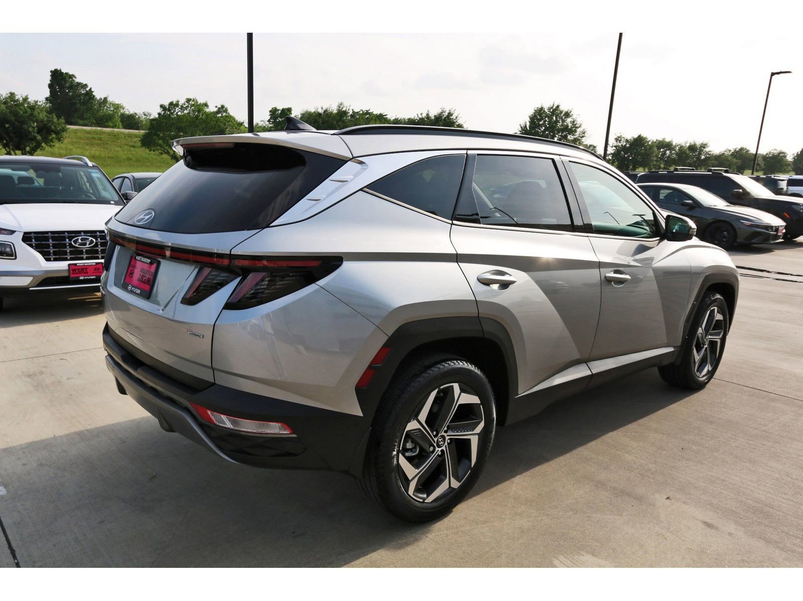 Certified 2023 Hyundai Tucson Limited AWD/4WD image 9