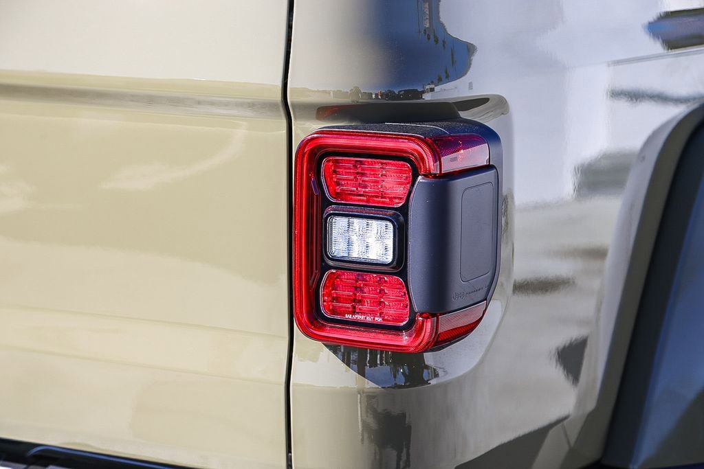 New 2026 Jeep Gladiator Rubicon AWD/4WD image 10