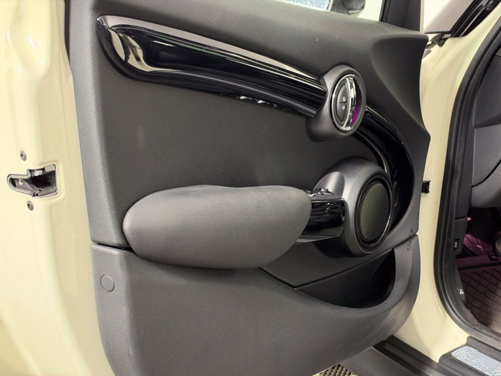 Used 2020 MINI Cooper S w/ Storage Package FWD image 27