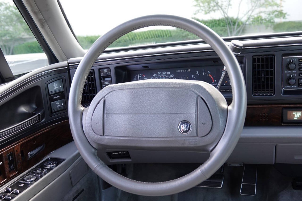 Used 1993 Buick Park Avenue Ultra FWD image 77