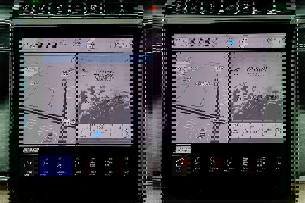 New 2025 Jeep Grand Cherokee Limited w/ Luxury Tech Group II image 14