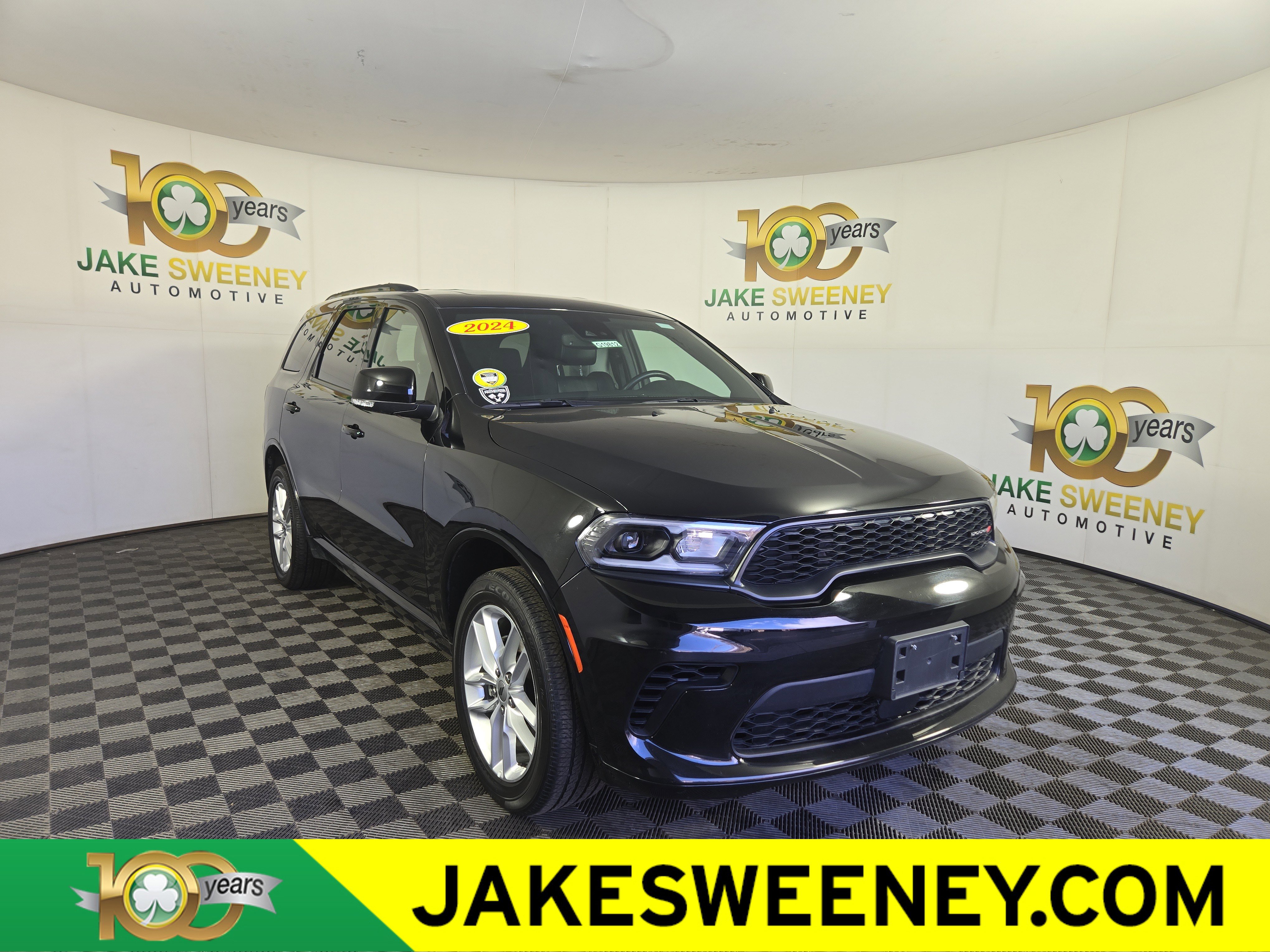 Used 2024 Dodge Durango GT image 1