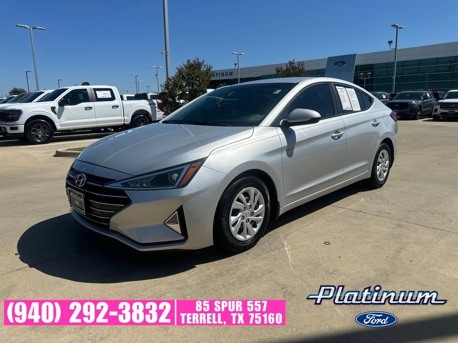 Used 2020 Hyundai Elantra SE w/ Winter Weather Package FWD image 1