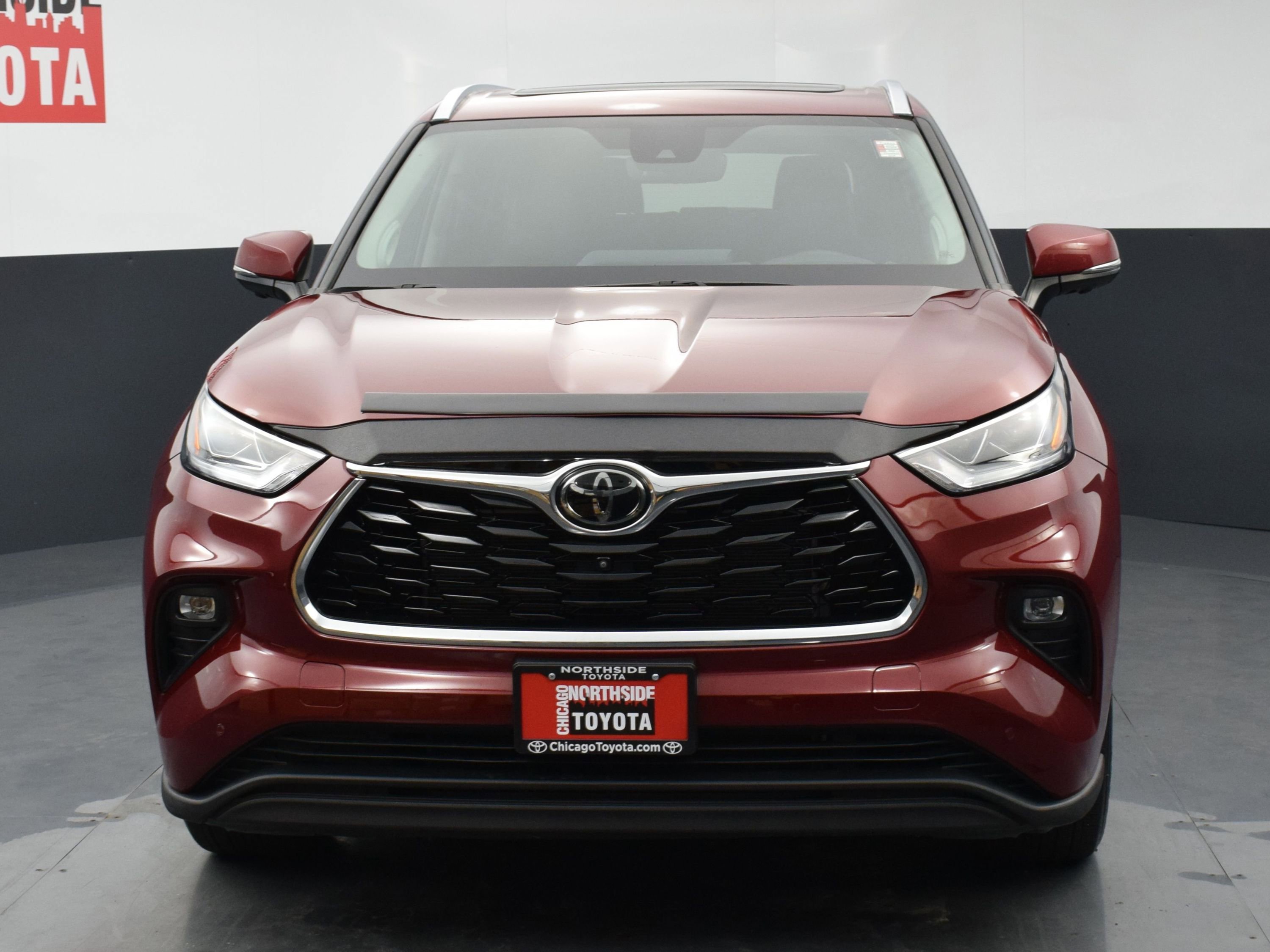 Used 2023 Toyota Highlander Limited AWD/4WD image 7