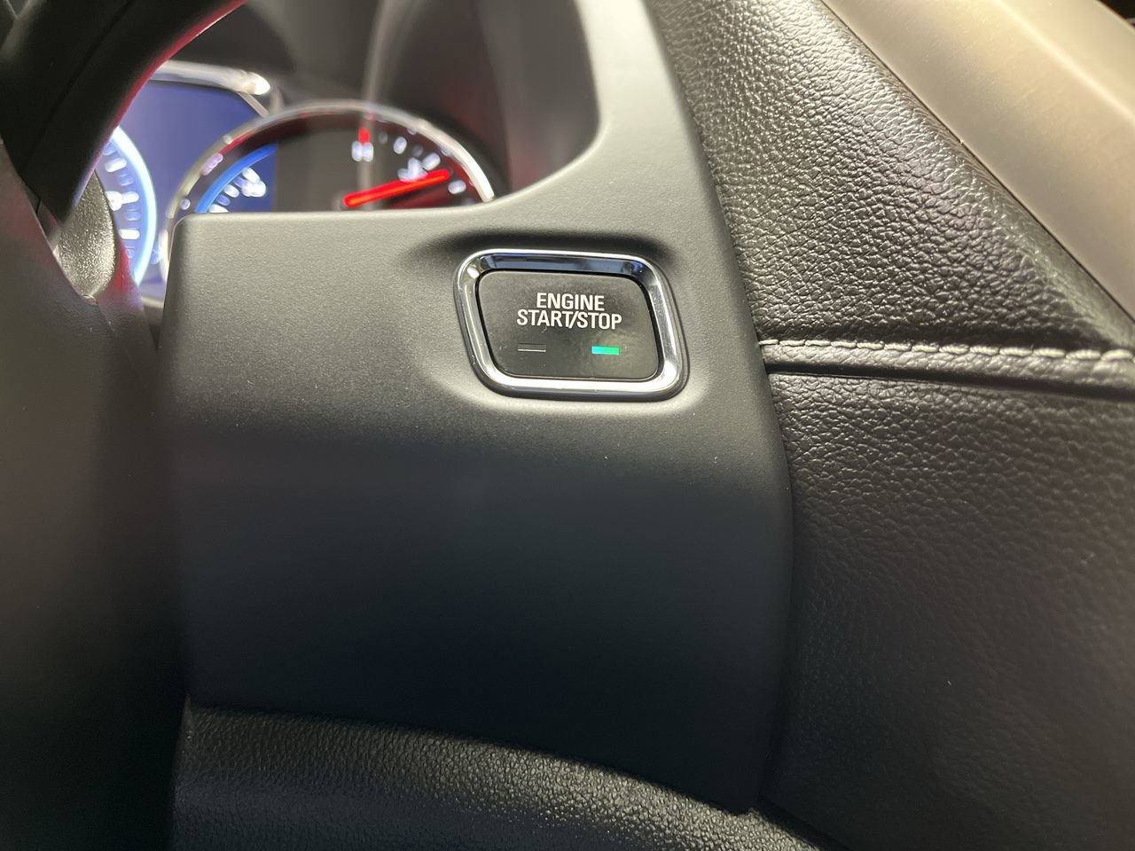 Certified 2023 GMC Acadia Denali w/ Denali Ultimate Package AWD/4WD image 25