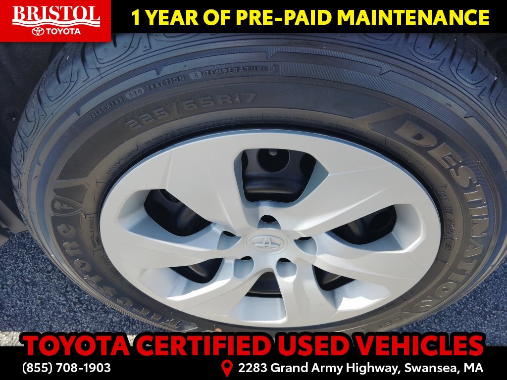 Certified 2025 Toyota RAV4 LE AWD/4WD image 11