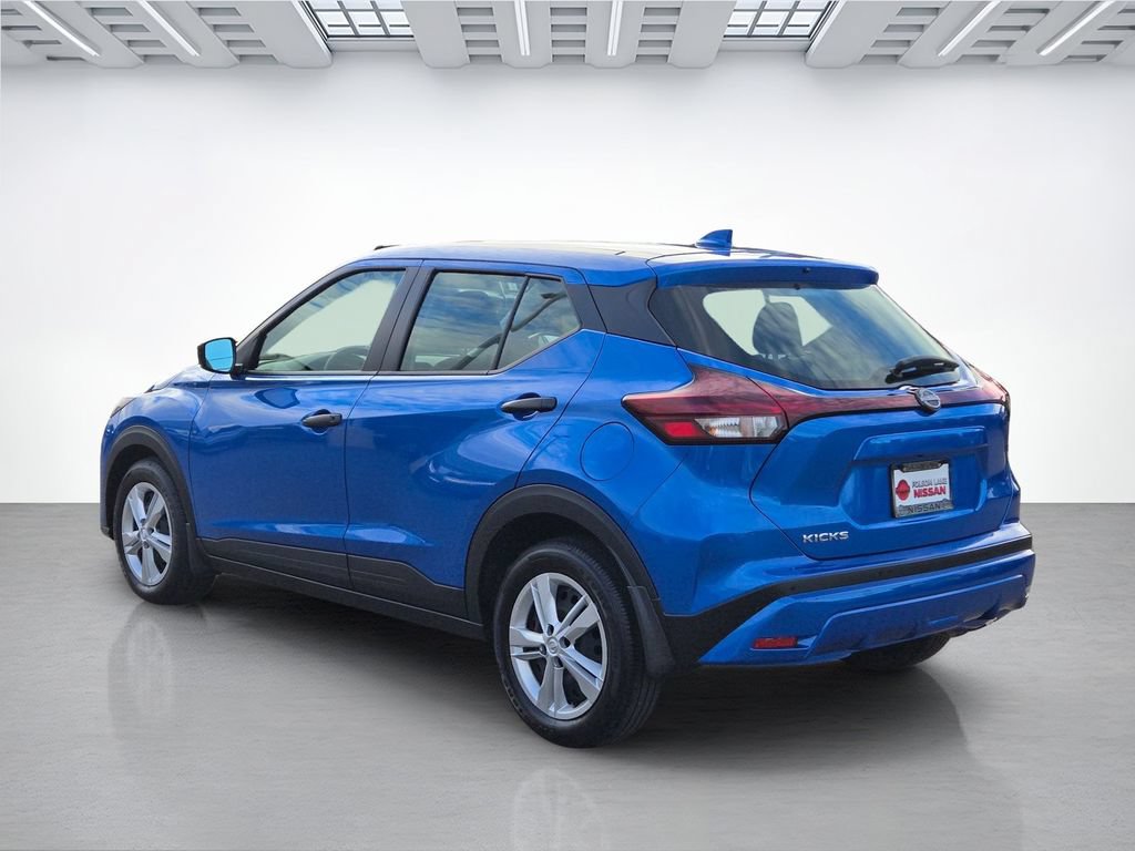 Used 2025 Nissan Kicks Play S FWD image 6
