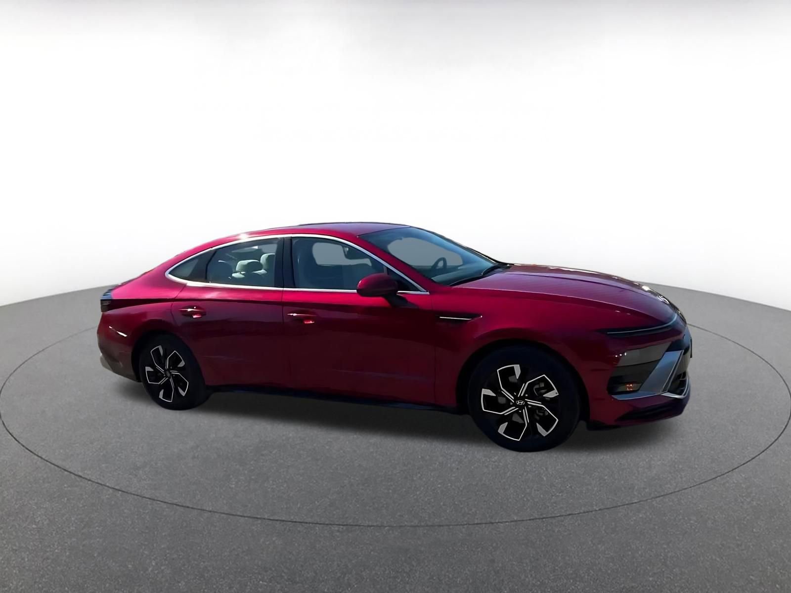 Used 2025 Hyundai Sonata SEL image 2