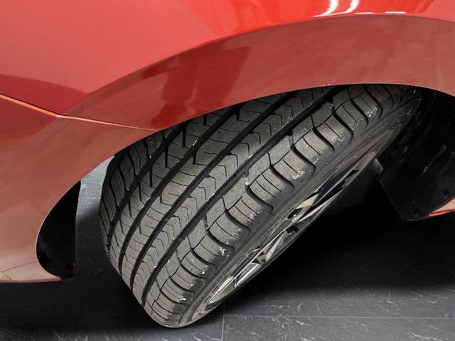 Used 2021 Hyundai Elantra Limited image 34