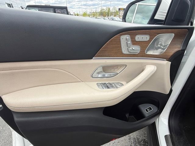 Used 2022 Mercedes-Benz GLS 450 4MATIC image 13