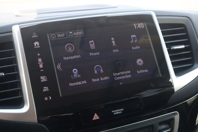 Used 2017 Honda Pilot Touring image 18