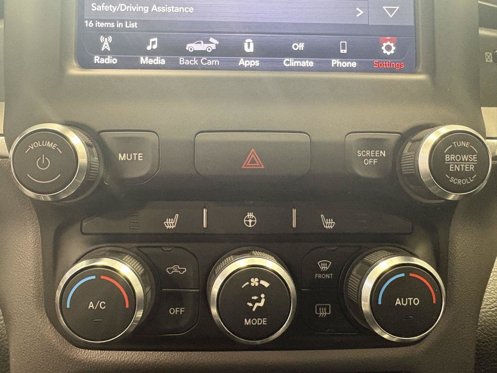 Used 2020 RAM 1500 Big Horn AWD/4WD image 11