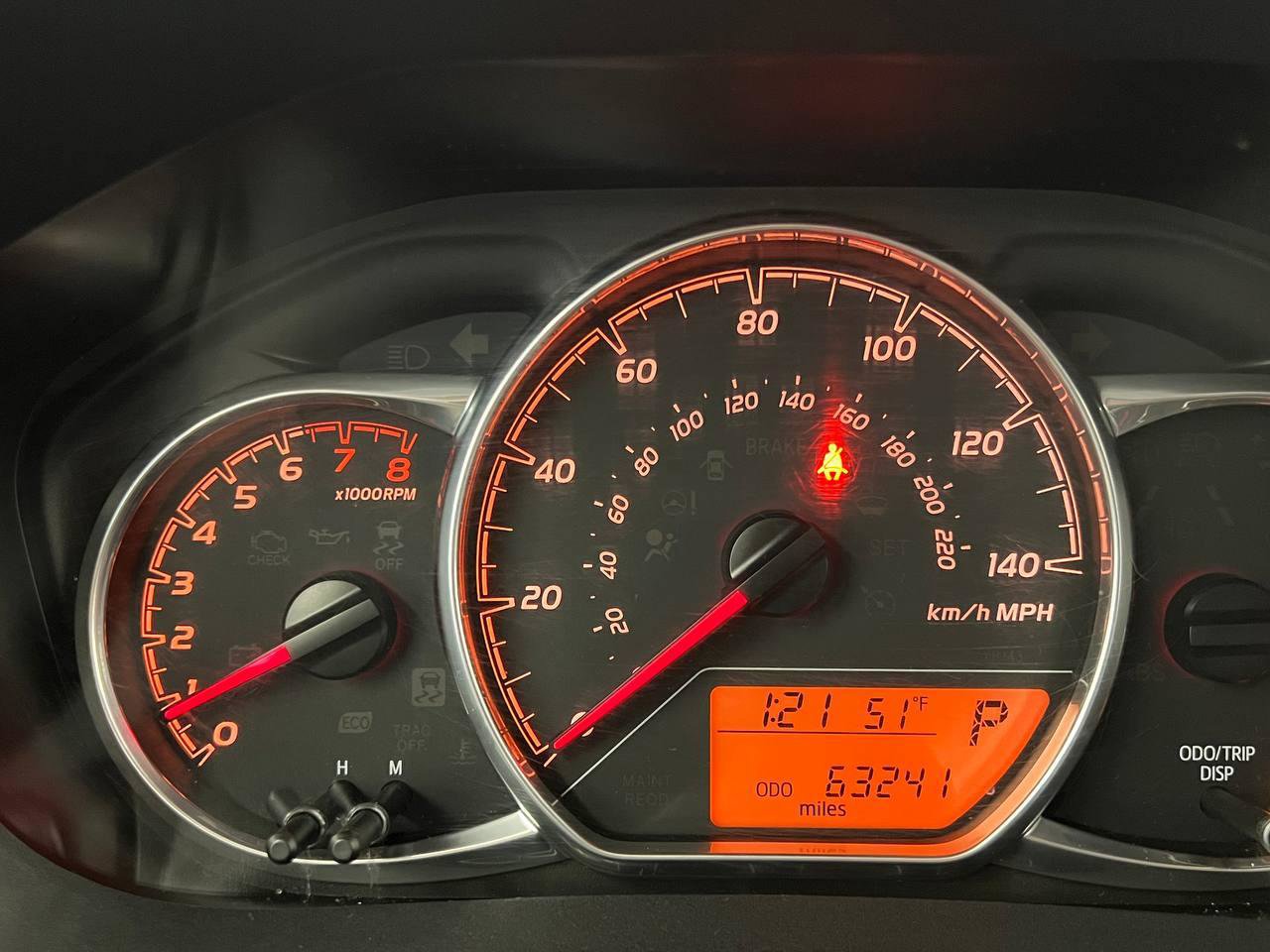 Used 2018 Toyota Yaris LE image 16